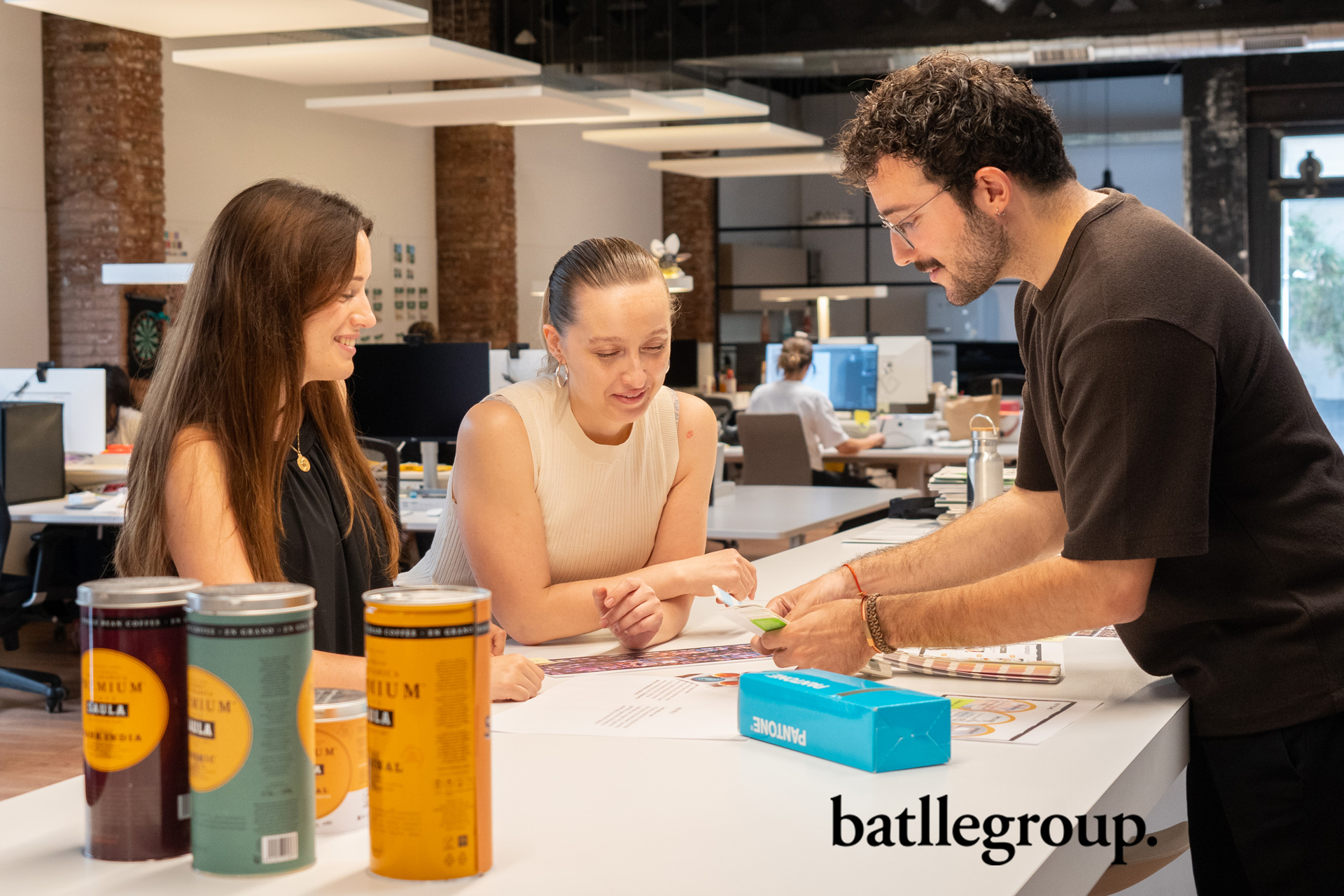 Batllegroup - Branding & Packaging